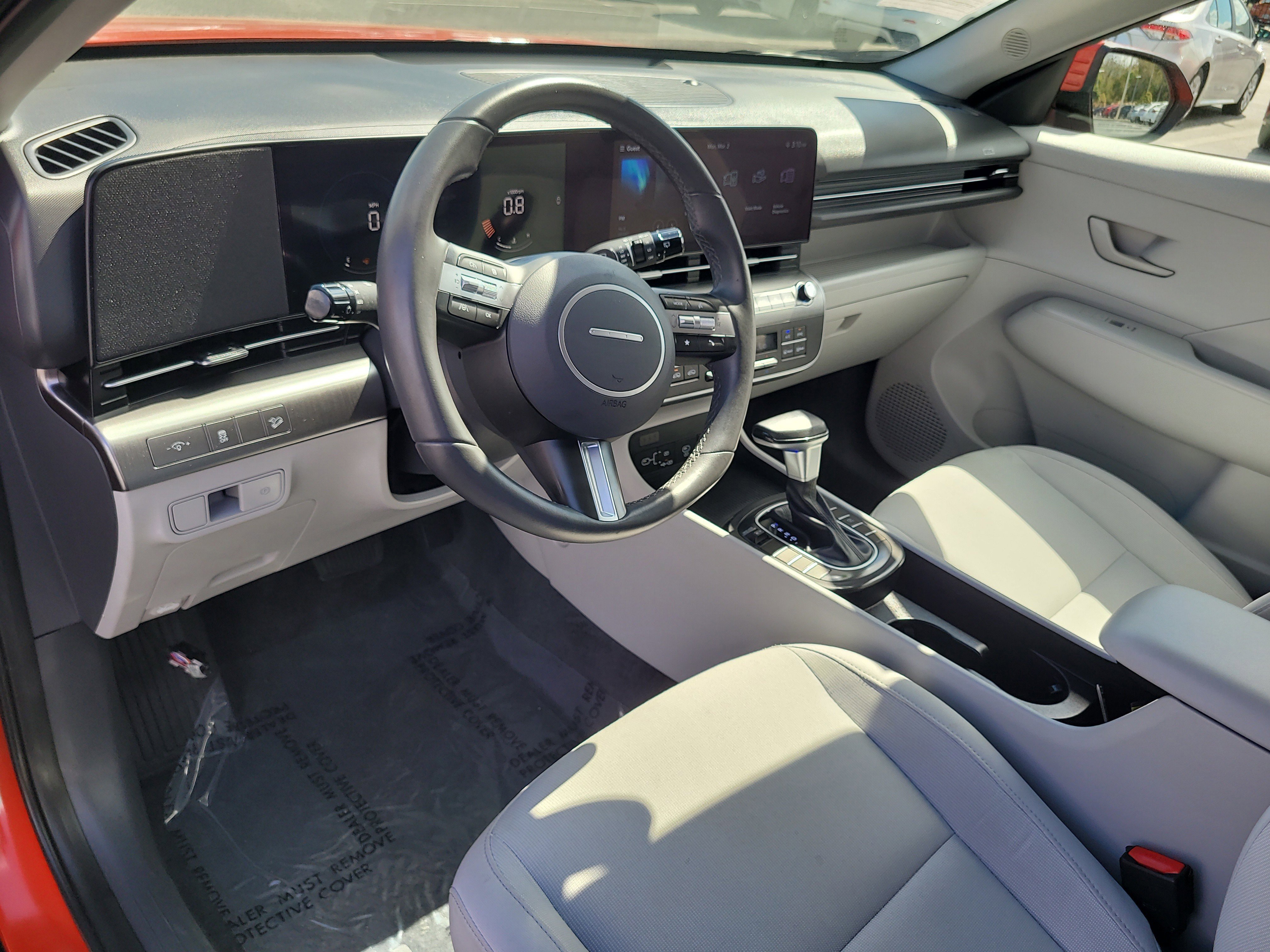 Used 2025 Hyundai Kona SEL image 19