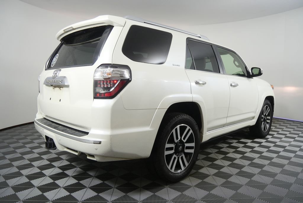Used 2018 Toyota 4Runner Limited RWD image 3