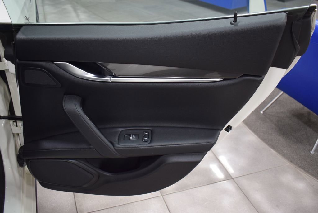 Used 2019 Maserati Ghibli S Q4 image 16