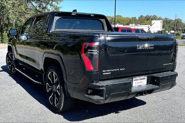 Certified 2025 GMC Sierra EV Denali AWD/4WD image 4