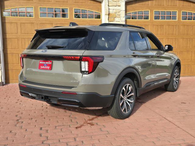 New 2026 Ford Explorer ST-Line image 3
