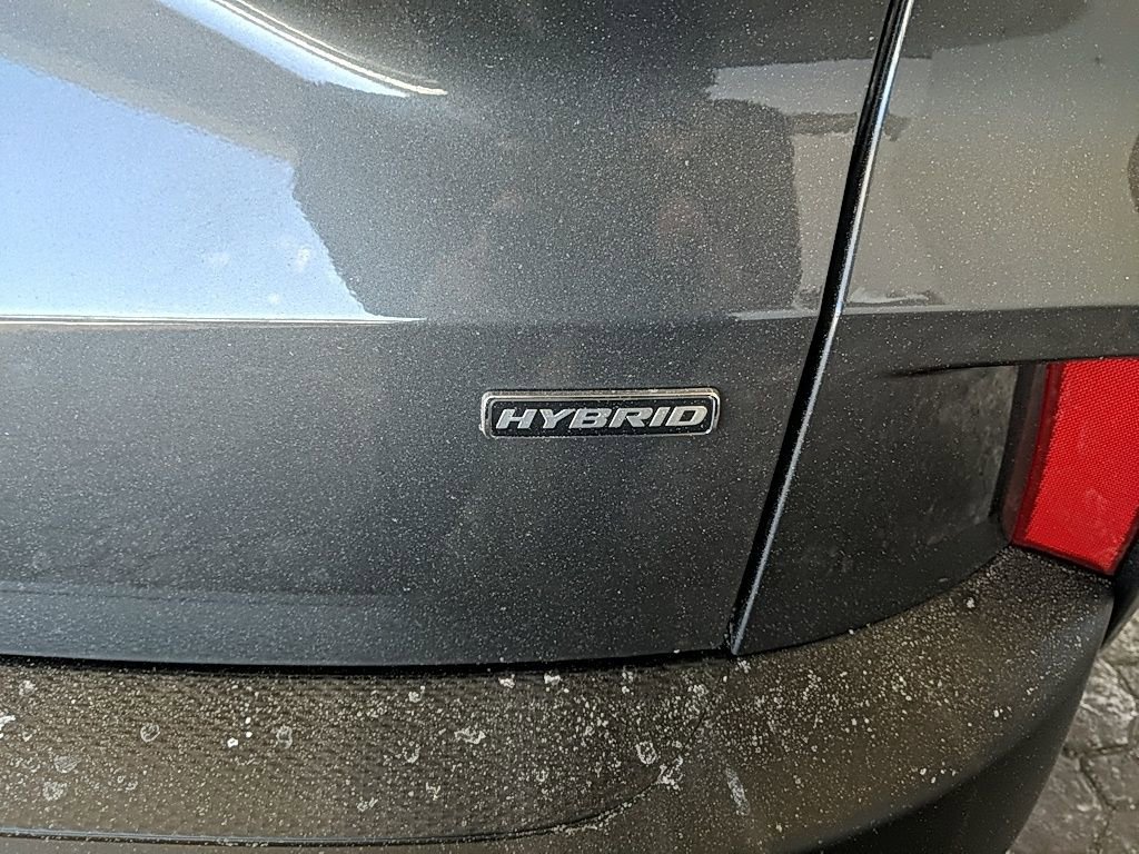 Certified 2025 Ford Escape Platinum image 8