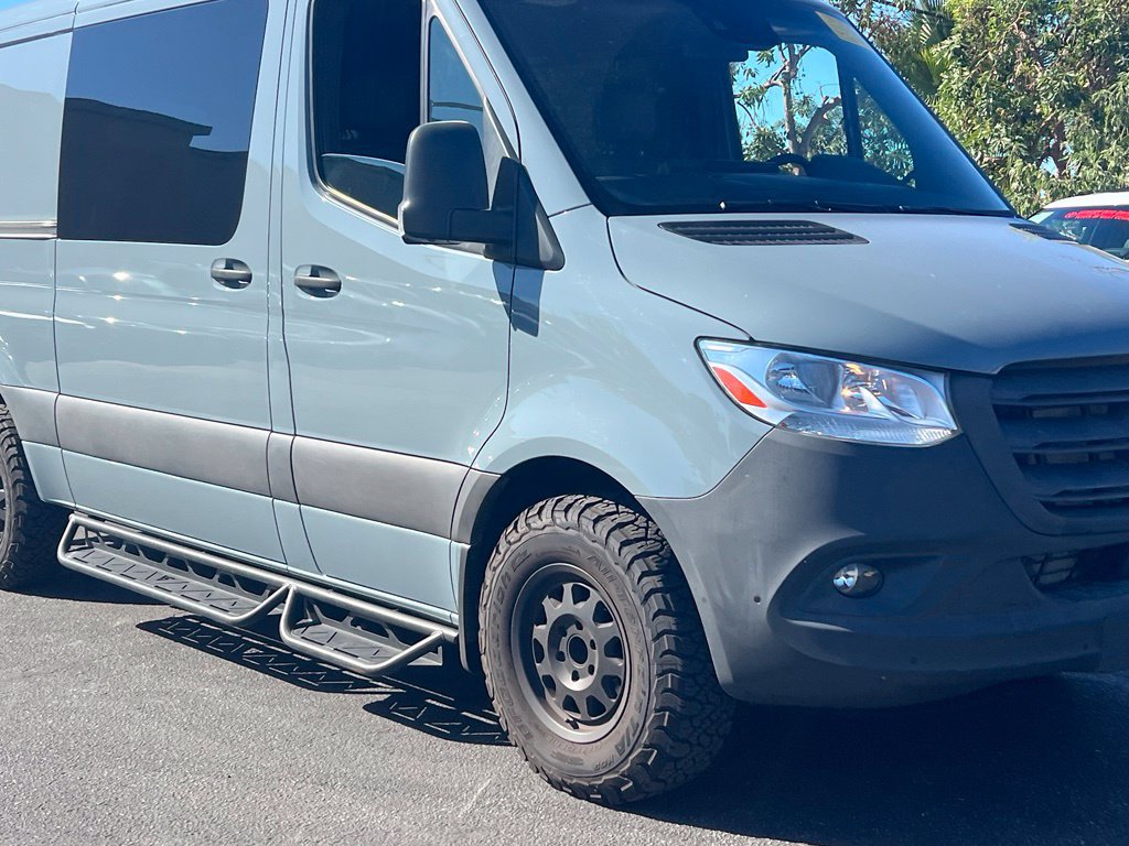 Used 2024 Mercedes-Benz Sprinter 2500 image 4