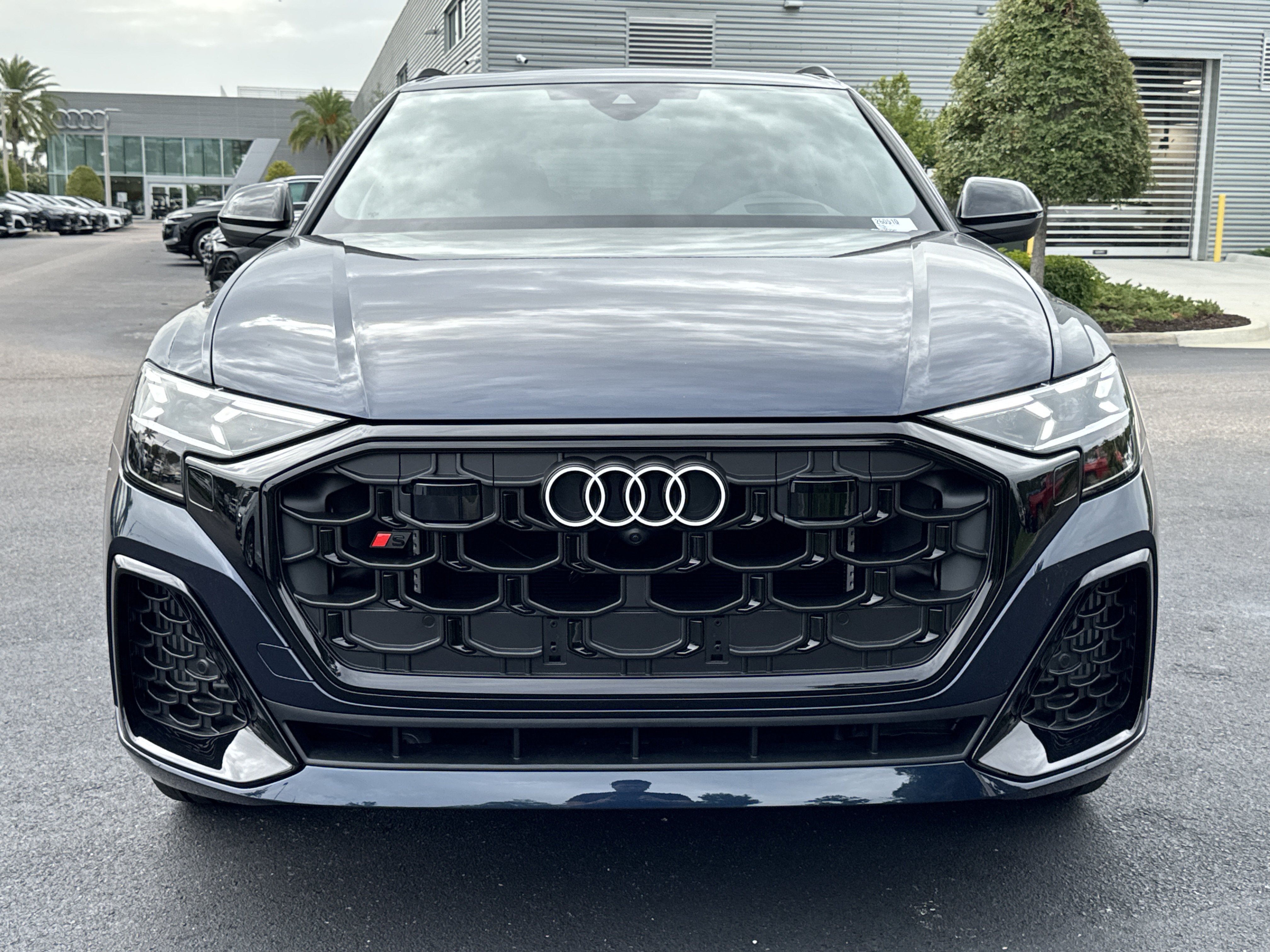 New 2026 Audi SQ8 Prestige AWD/4WD image 2