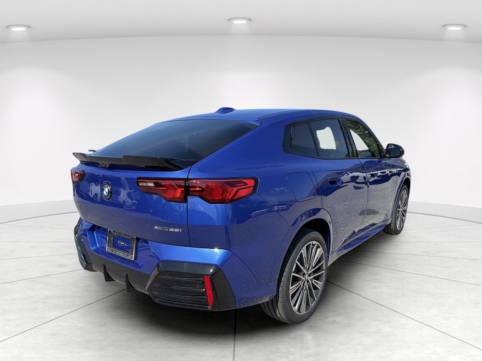 New 2027 BMW X2 xDrive28i w/ Technology Package AWD/4WD image 4