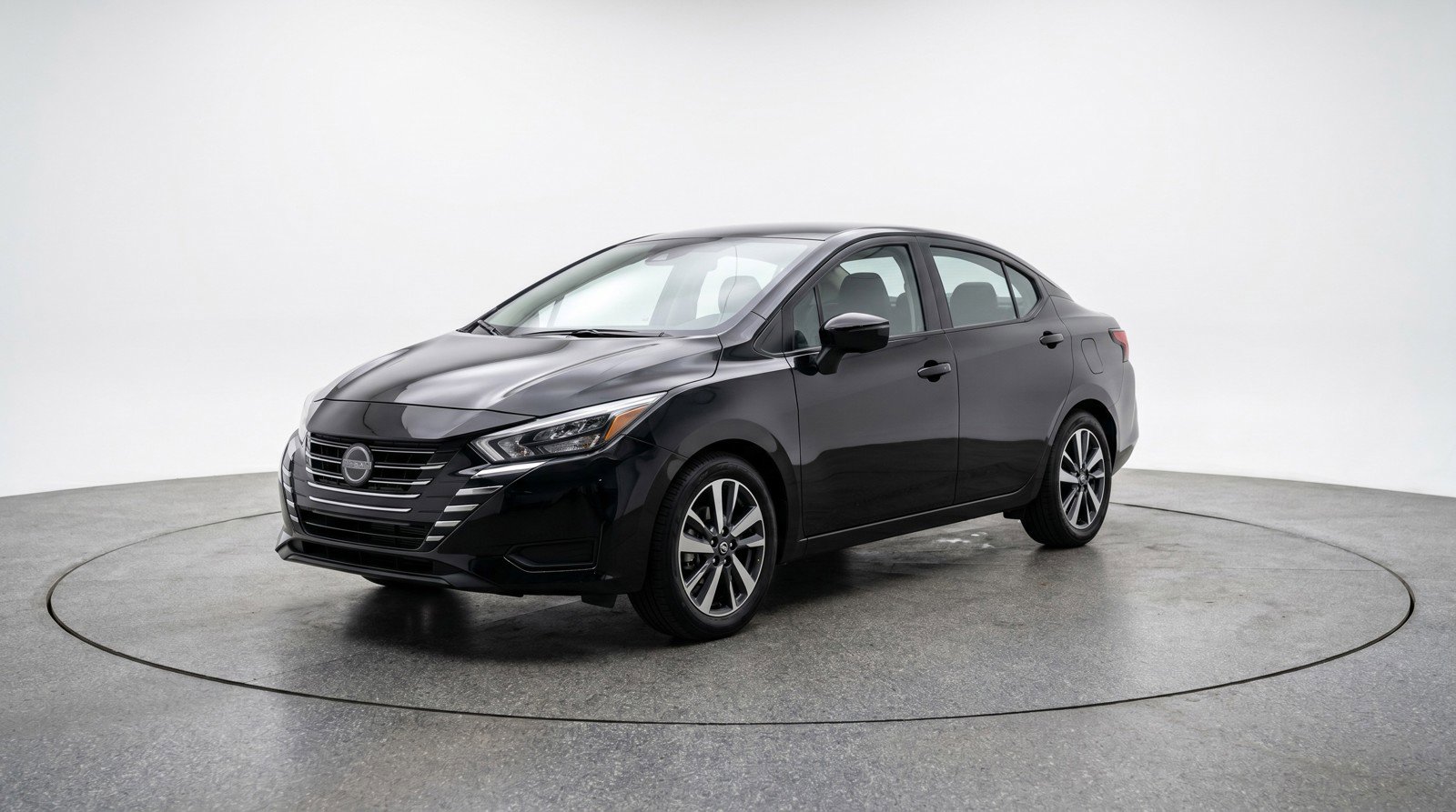 Used 2025 Nissan Versa SV image 3