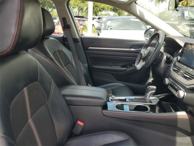 Used 2023 Nissan Altima 2.5 SR image 32