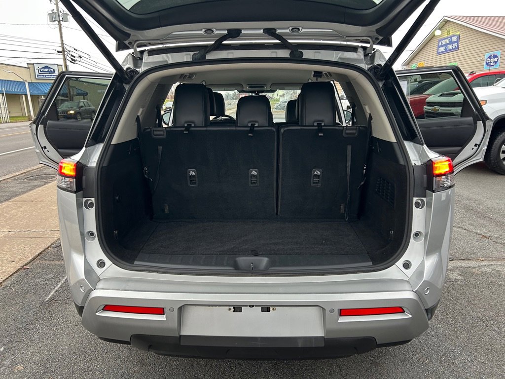 Used 2022 Nissan Pathfinder SL image 28