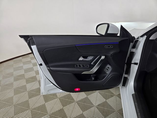 Certified 2022 Mercedes-Benz CLA 250 4MATIC image 16