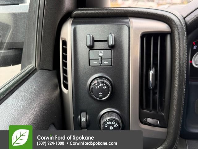 Used 2015 GMC Sierra 3500 Denali AWD/4WD image 26