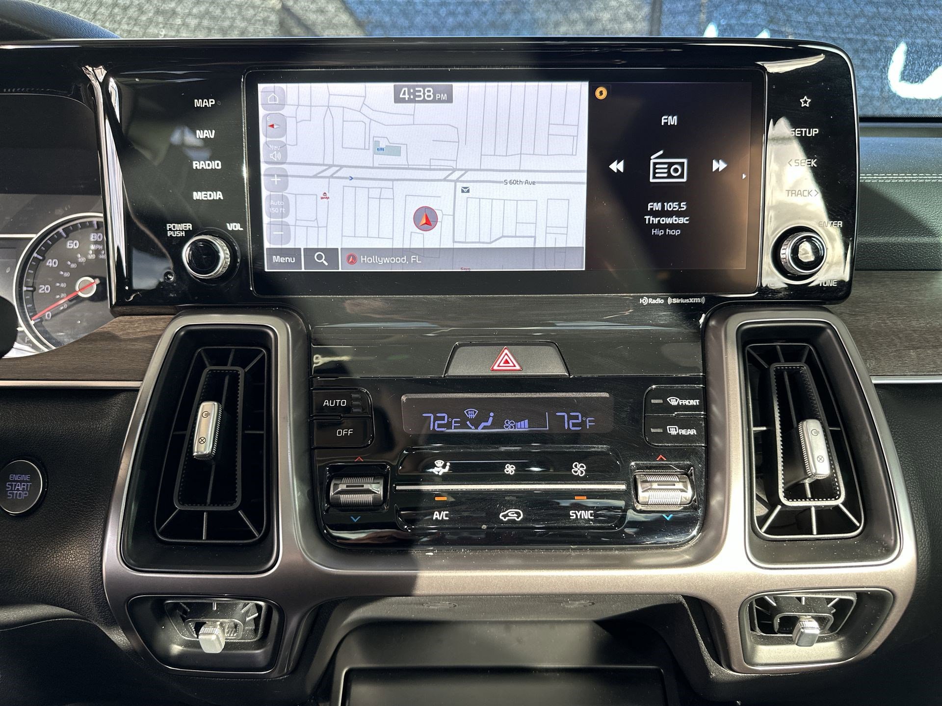 Certified 2023 Kia Sorento X-Line EX image 23