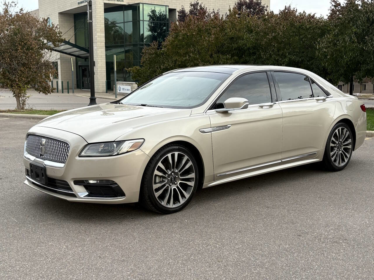 Used 2017 Lincoln Continental Select