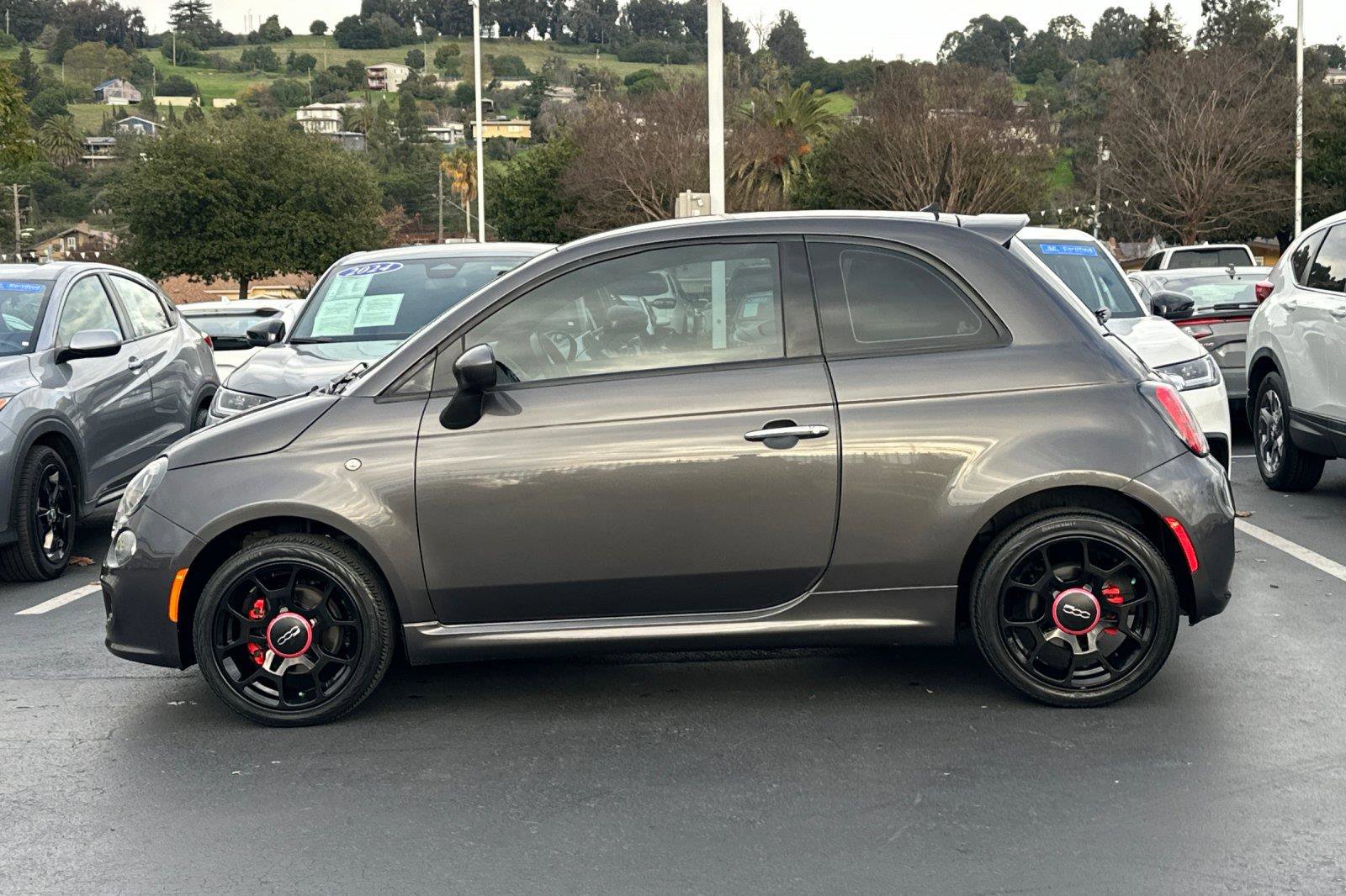 Used 2015 FIAT 500 Sport w/ Sport Appearance Group image 6