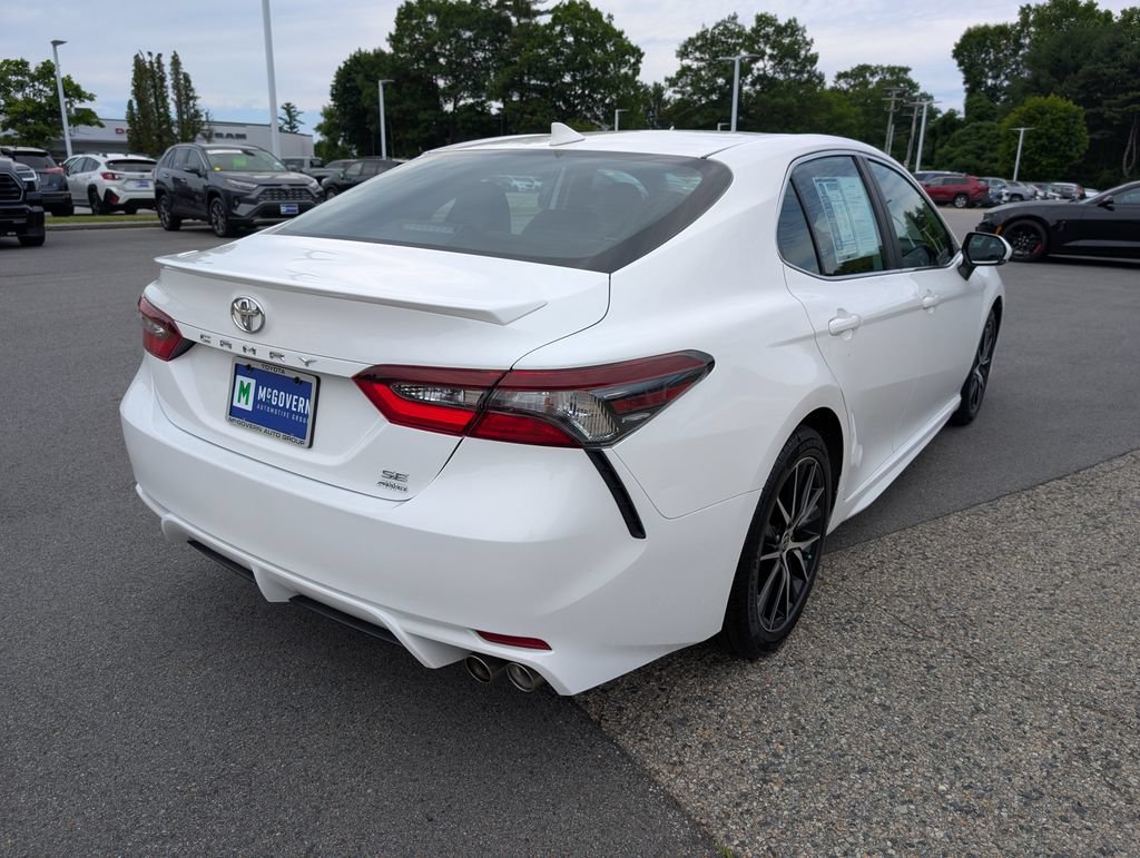 Used 2022 Toyota Camry SE AWD/4WD image 6