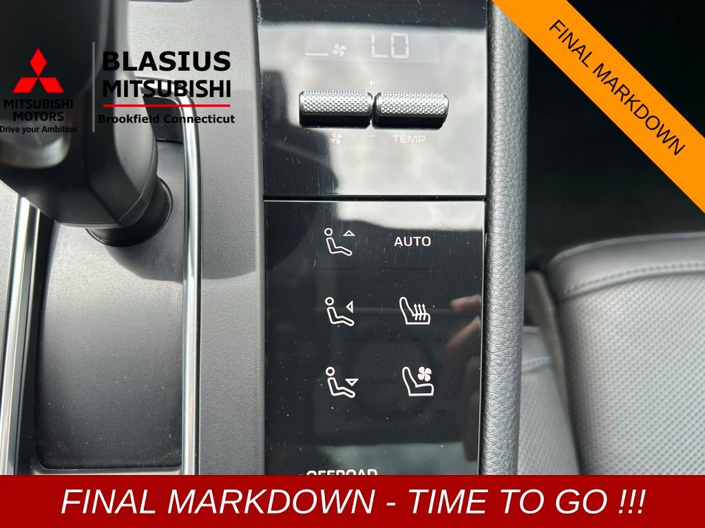 Used 2022 Porsche Macan image 98