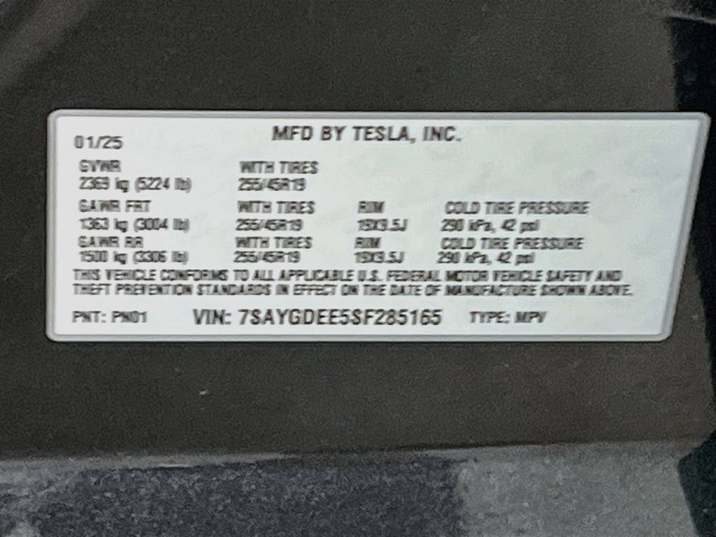 Used 2025 Tesla Model Y Long Range AWD/4WD image 31