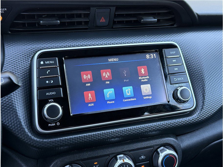 Used 2021 Nissan Kicks S image 39