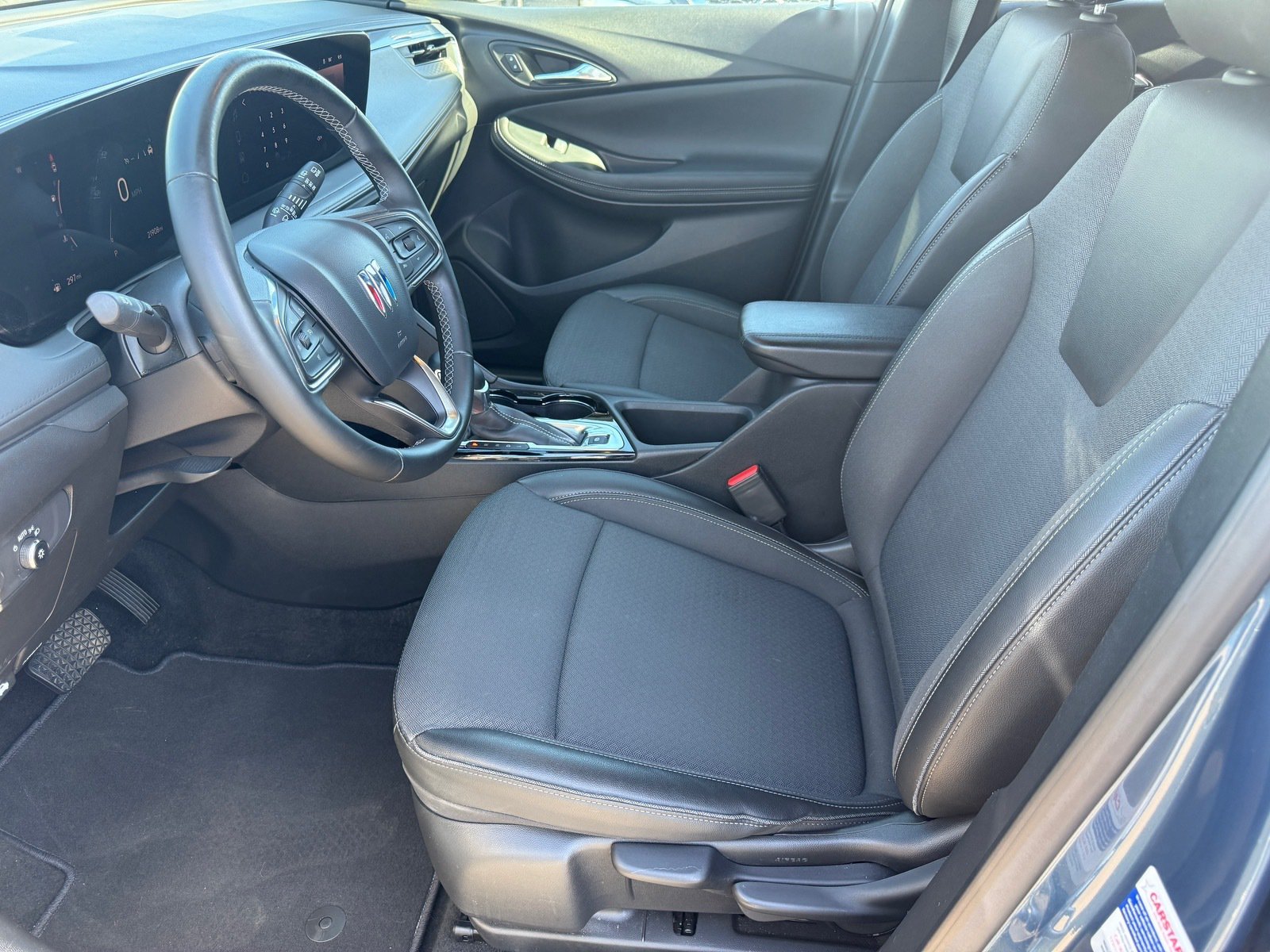 Used 2024 Buick Encore GX Preferred FWD image 11
