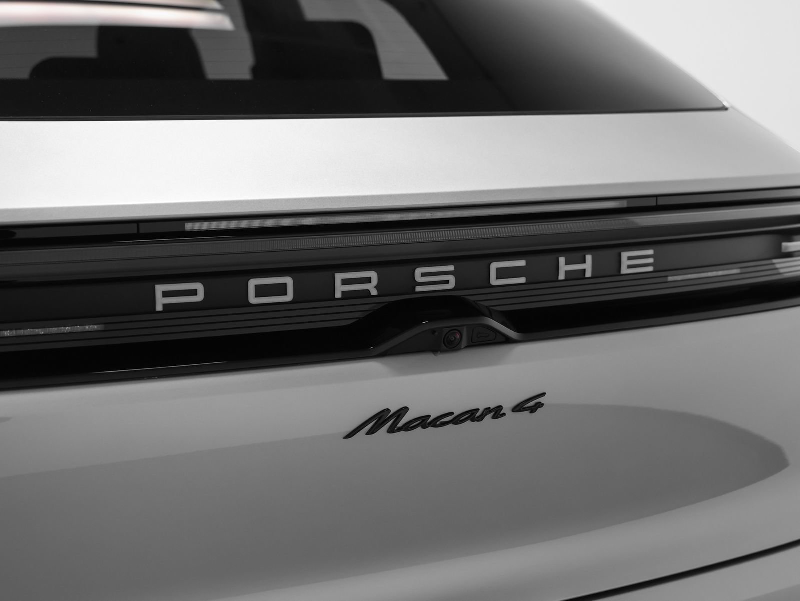 New 2026 Porsche Macan 4 Electric AWD/4WD image 21