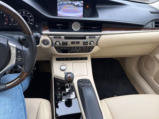 Used 2015 Lexus ES 350 w/ Premium Package image 15