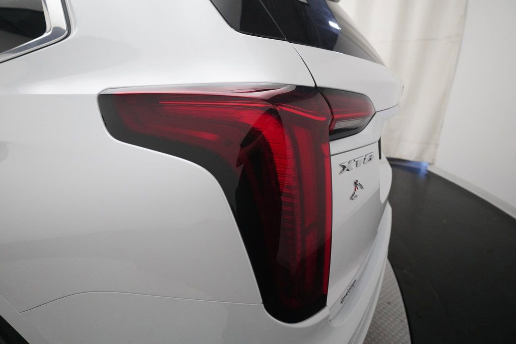 Used 2024 Cadillac XT6 Premium Luxury w/ LPO, Floor Liner Package image 33