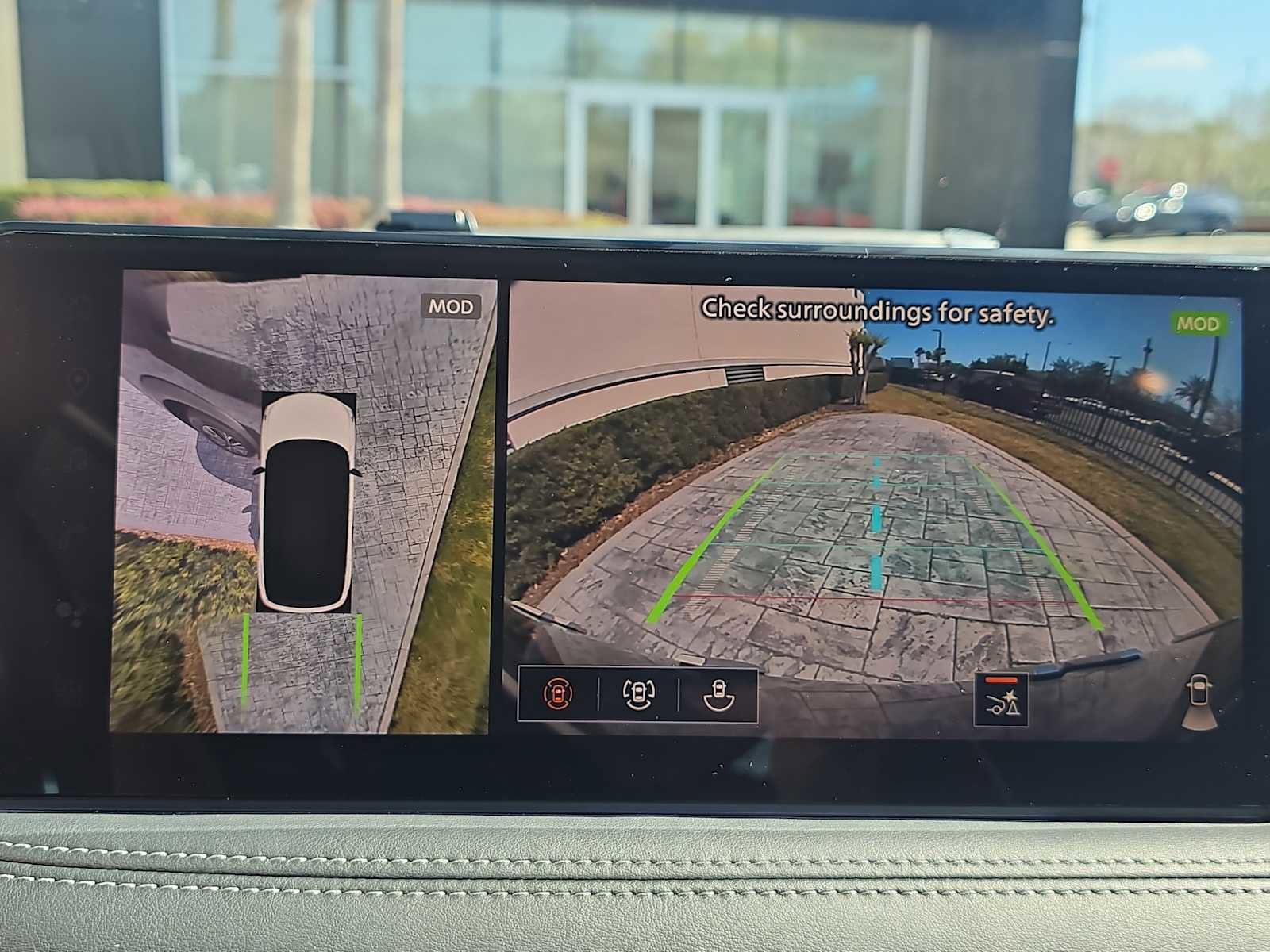 Certified 2026 INFINITI QX60 Luxe w/ Cargo Package image 19