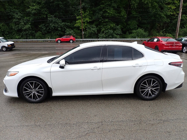 Certified 2023 Toyota Camry XLE AWD/4WD image 9