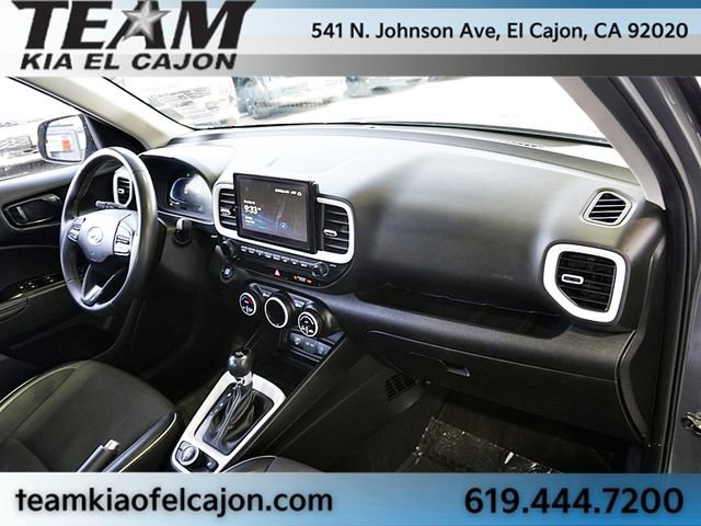 Used 2024 Hyundai Venue Limited image 10
