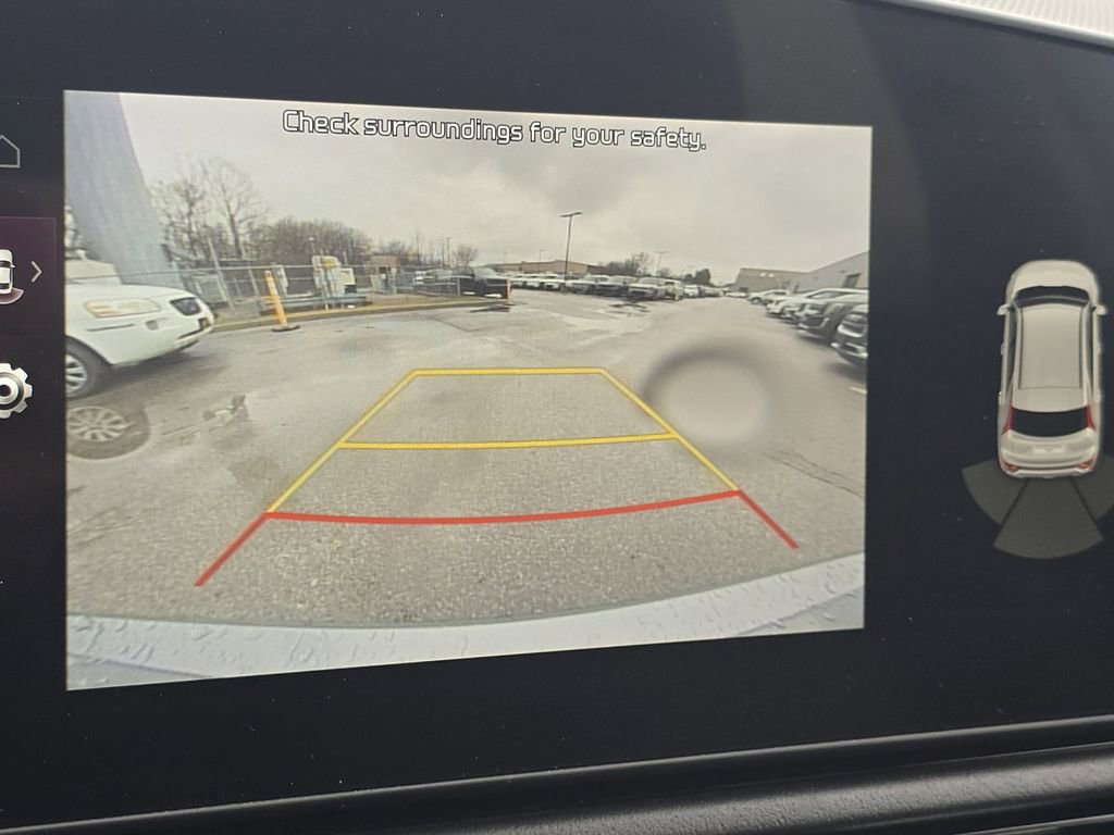 Used 2023 Kia Niro EX image 31