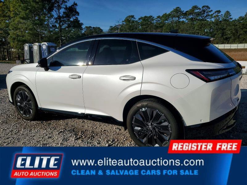 Used 2025 Nissan Murano Platinum w/ Cargo Package image 3