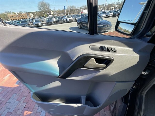 Used 2016 Mercedes-Benz Sprinter 2500 image 10