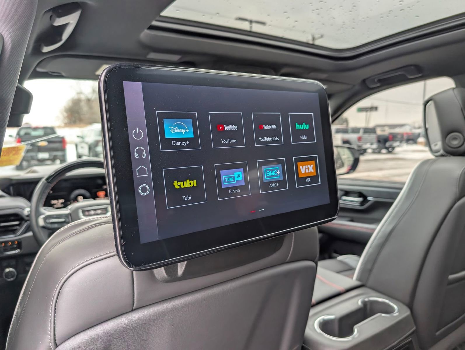 Certified 2025 GMC Yukon AT4 Ultimate w/ LPO, Floor Liner Package image 36