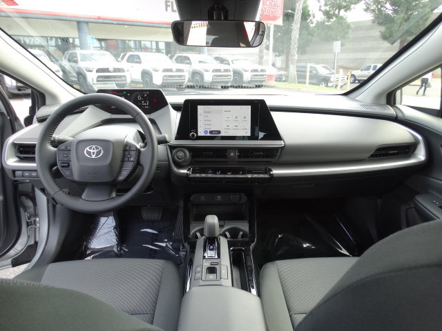 New 2026 Toyota Prius LE FWD image 15
