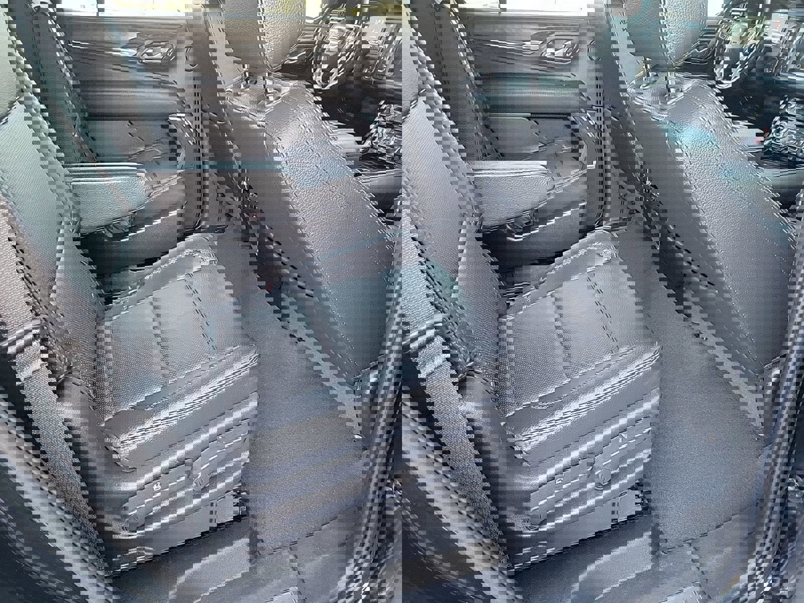 Used 2022 GMC Yukon Denali image 15