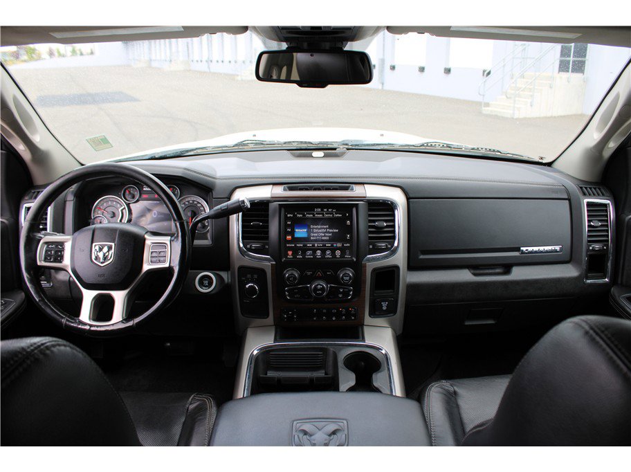 Used 2016 RAM 3500 Laramie AWD/4WD image 10