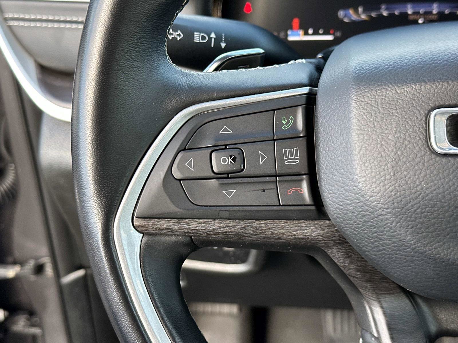 Used 2022 Jeep Grand Cherokee L Limited image 31