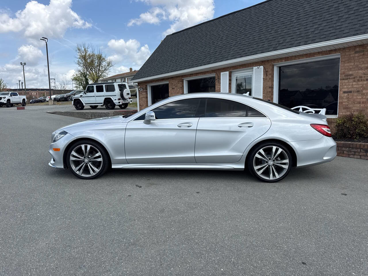 Used 2016 Mercedes-Benz CLS 400 4MATIC w/ Premium 1 Package image 12