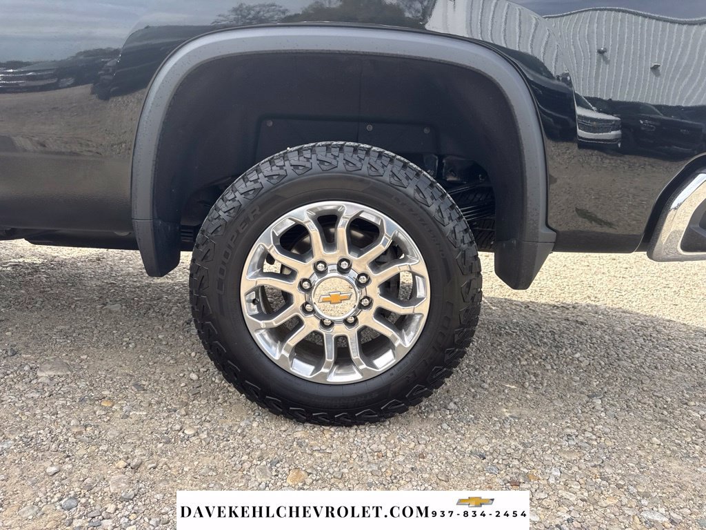 Used 2025 Chevrolet Silverado 3500 LTZ w/ LTZ Plus Package AWD/4WD image 55