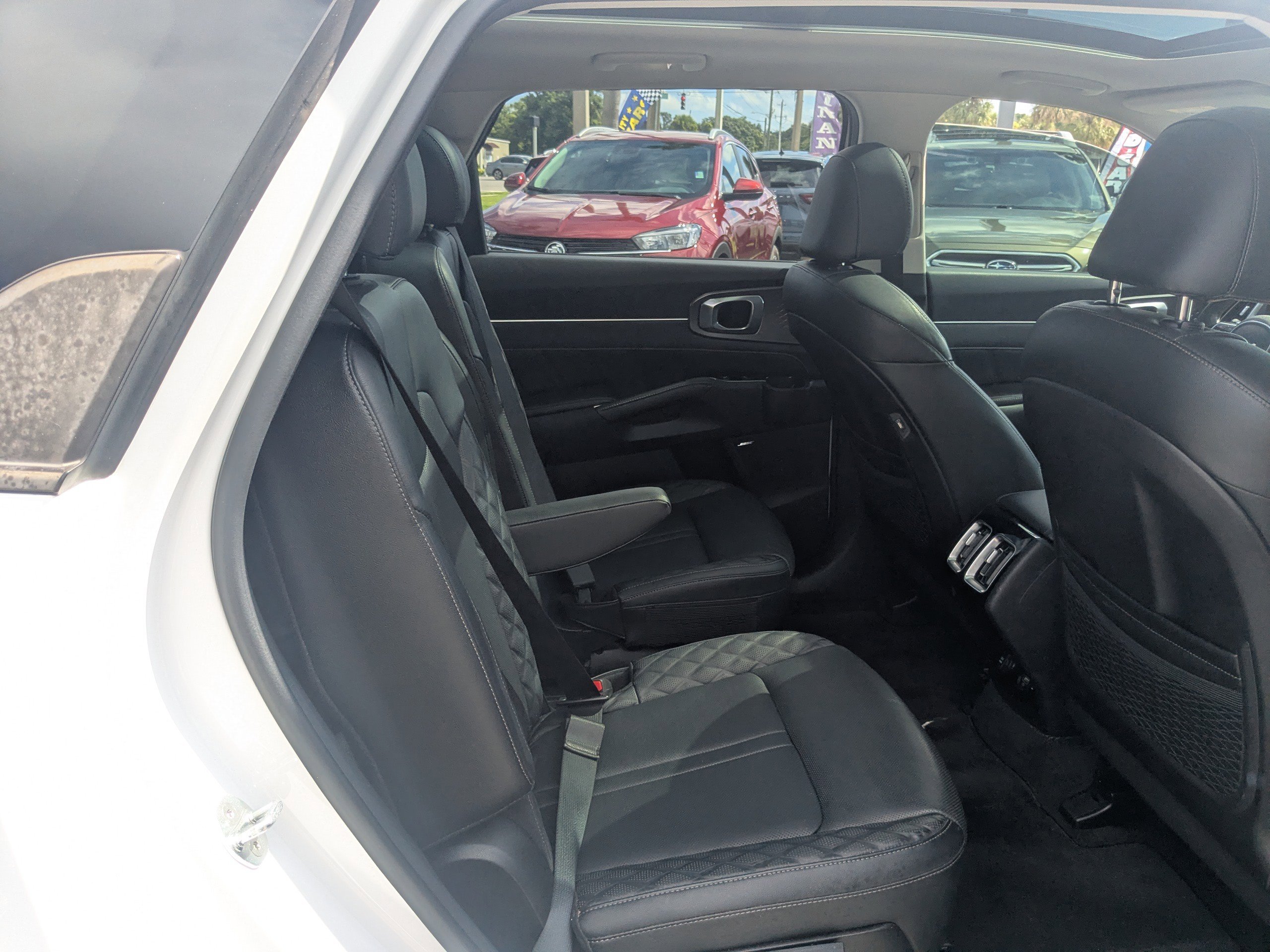 Used 2022 Kia Sorento SX image 19