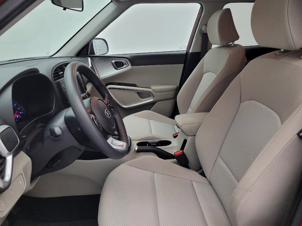 Used 2021 Kia Soul LX image 17