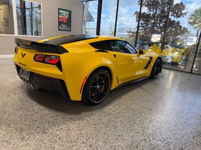 Used 2018 Chevrolet Corvette Z06 RWD image 10