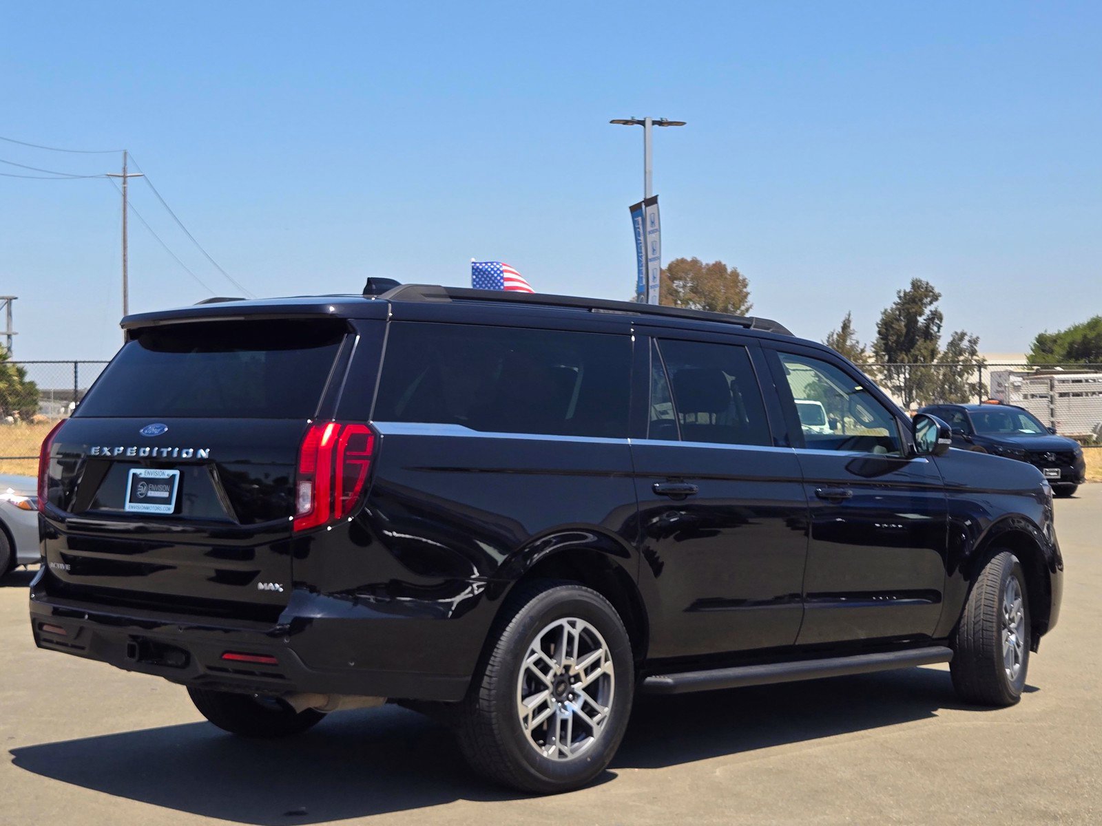 Used 2025 Ford Expedition Max Active AWD/4WD image 7