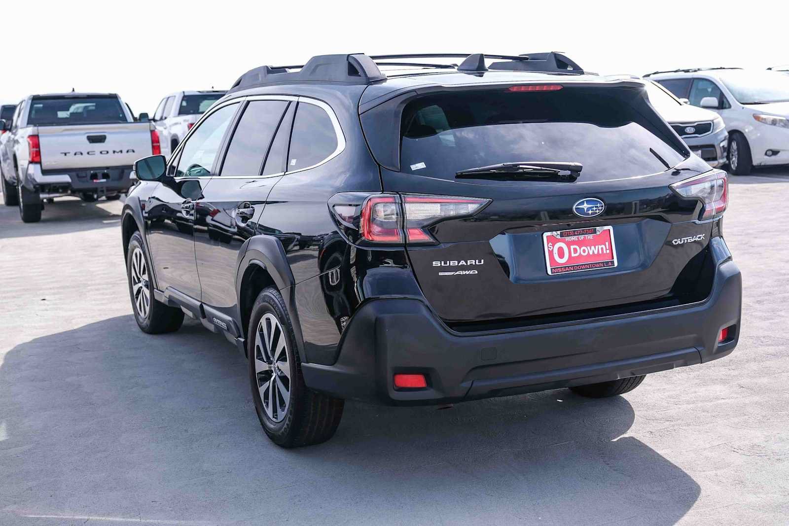Used 2024 Subaru Outback Premium AWD/4WD image 6