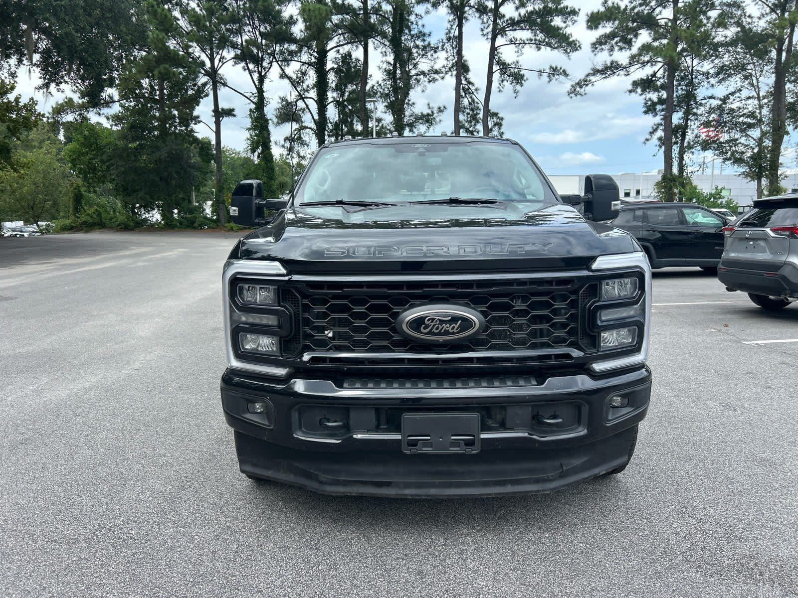 Used 2025 Ford F350 Lariat w/ Black Appearance Package AWD/4WD image 7