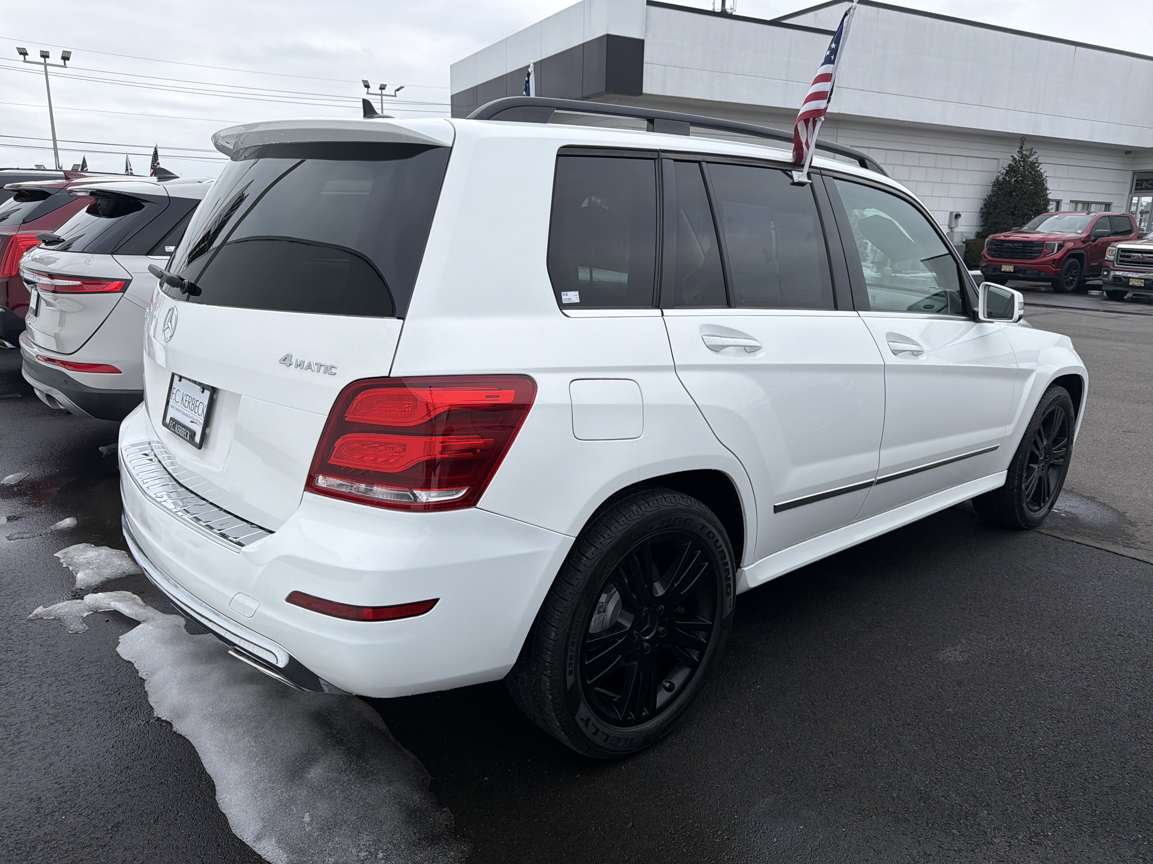 Used 2014 Mercedes-Benz GLK 350 4MATIC image 4