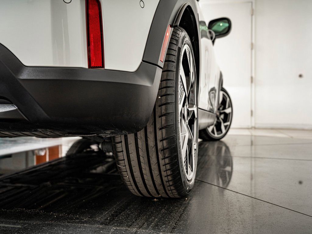 Certified 2025 MINI Cooper S image 41