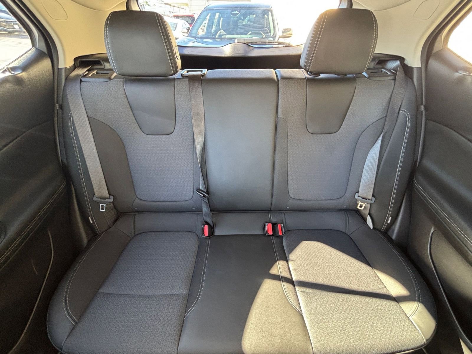 Used 2025 Buick Encore GX Preferred image 38