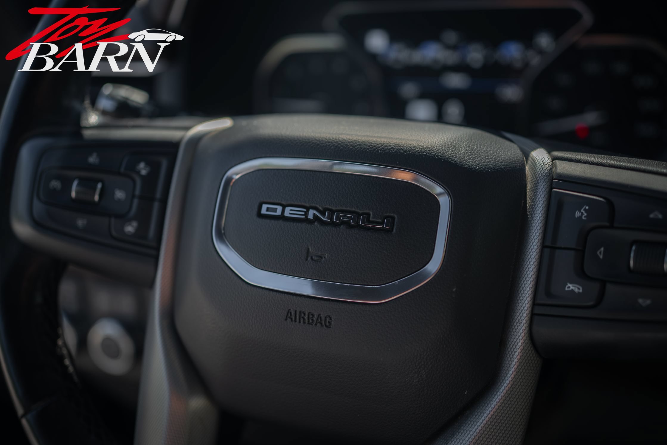 Used 2021 GMC Yukon Denali AWD/4WD image 24