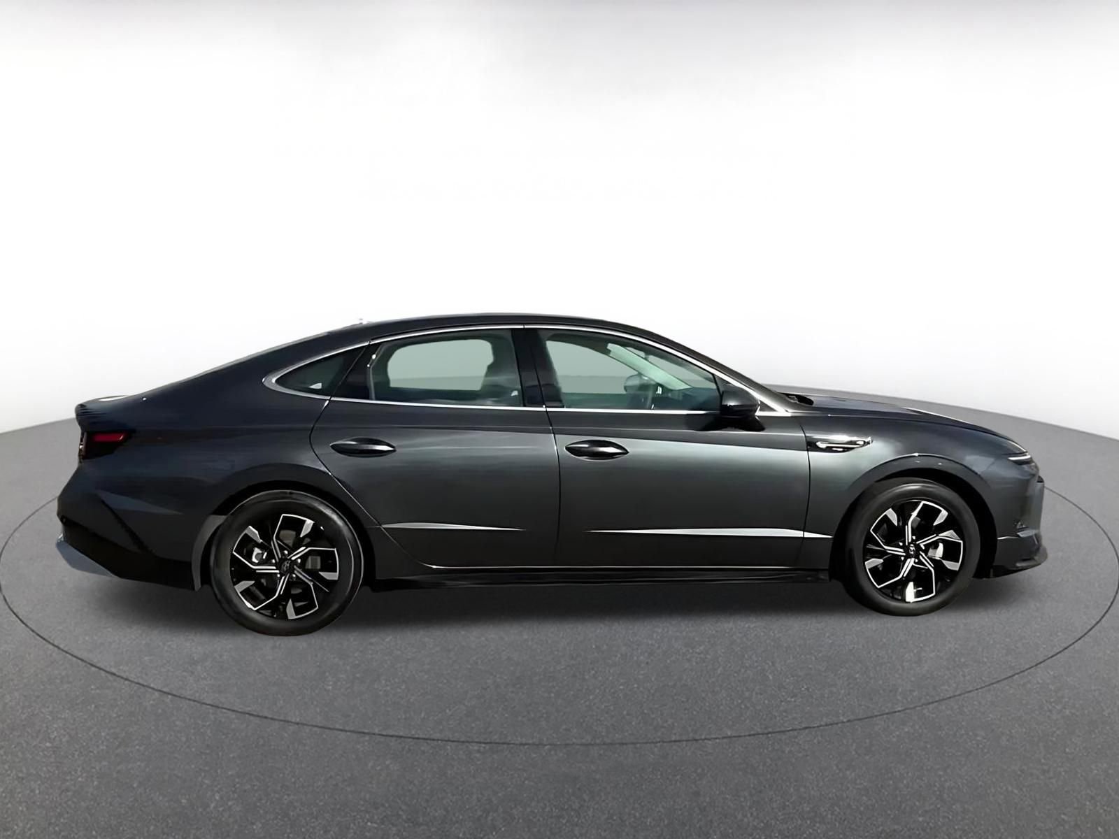 Used 2025 Hyundai Sonata SEL image 15