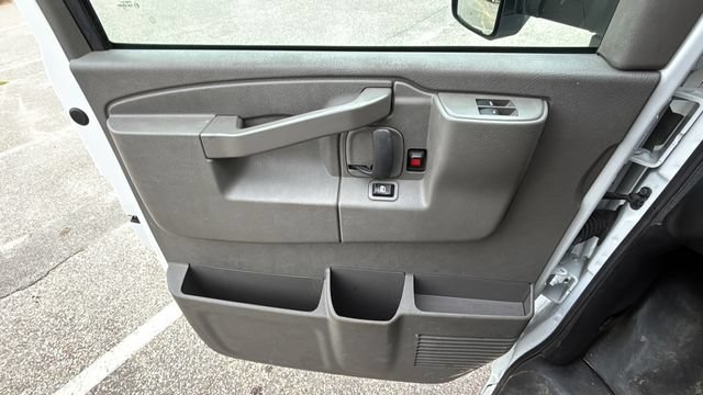 Used 2023 Chevrolet Express 3500 w/ Power Convenience Package RWD image 19